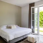 Villa Luxury In With Jacuzzi