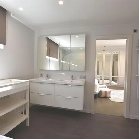 Luxury In Idesbald With Jacuzzi *