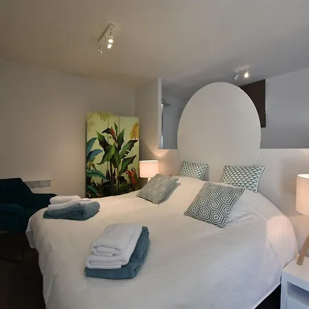 Luxury In With Jacuzzi Villa