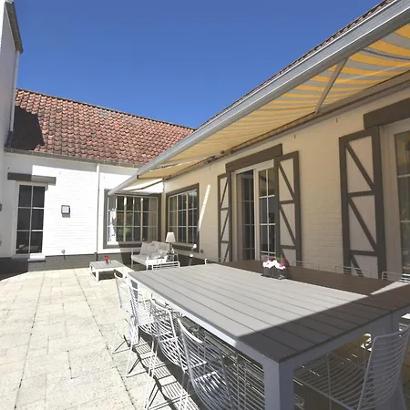 Villa Luxury In With Jacuzzi