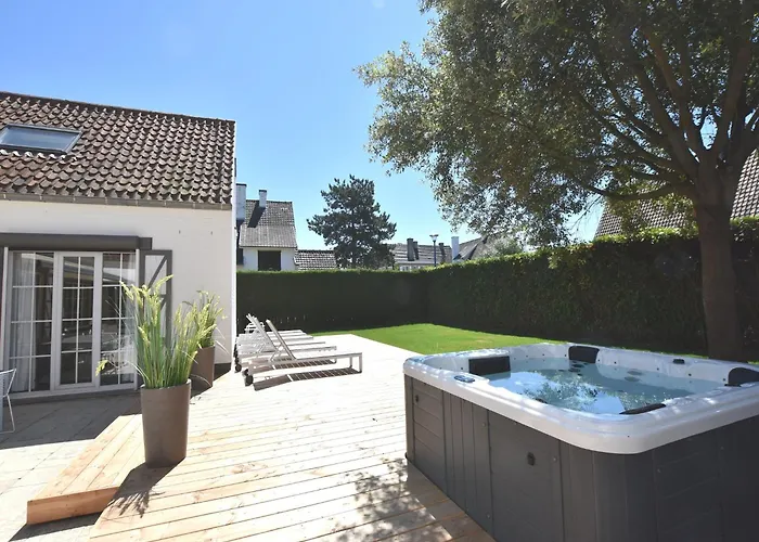 Luxury In With Jacuzzi * Sint-Idesbald